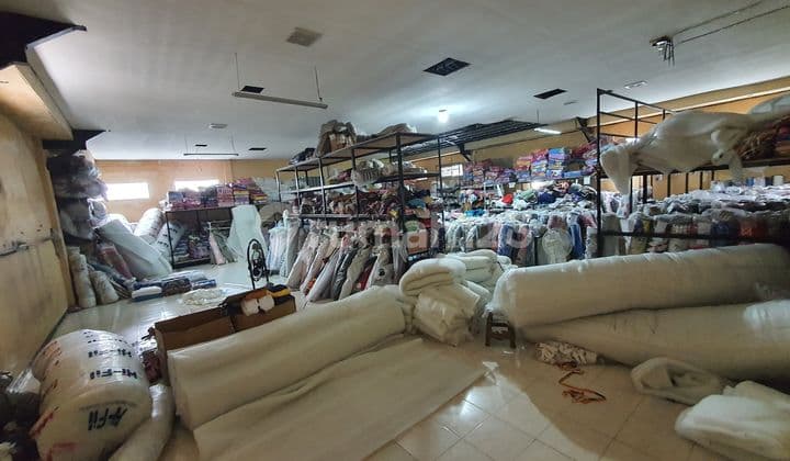 Dijual Rumah Besar Buat Usaha Gading Pantai Surabaya