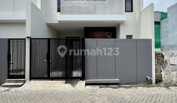 Rumah Karang Empat Surabaya Timur