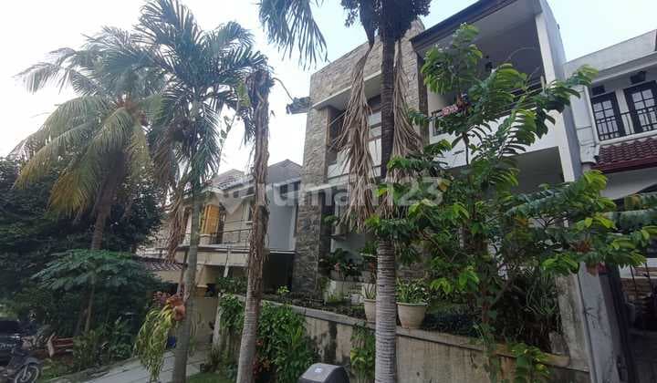 For Sale: 2-Story House in Puri Sriwedari, Near LRT Harjamukti