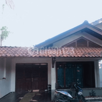 Patenkan.. Rumah di Buana Sari Buah Batu Bandung