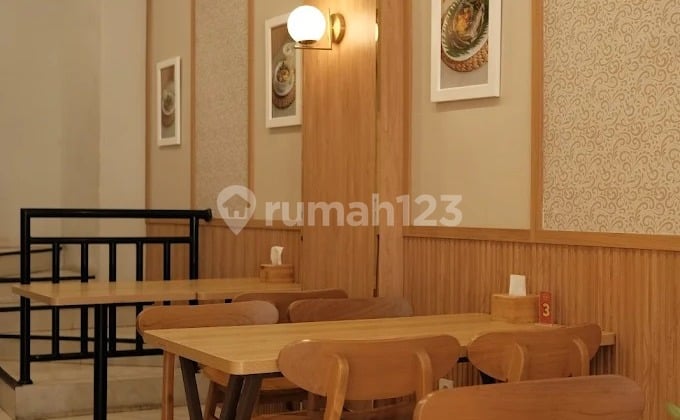 Ruko Kawasan Kota Cocok untuk Usaha di Paskal Hyper Square