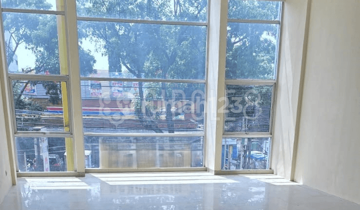 Ruko Pusat Kota Cocok untuk Semua Usaha di Pasirkaliki Bandung