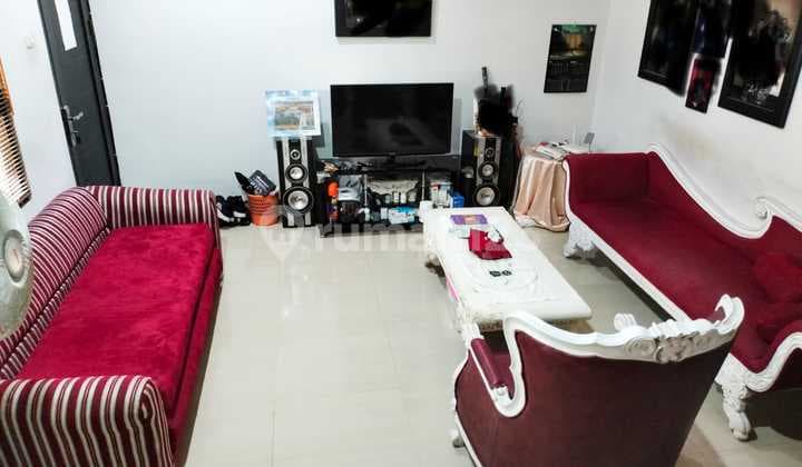 Attractive and Lush House in Cimahi