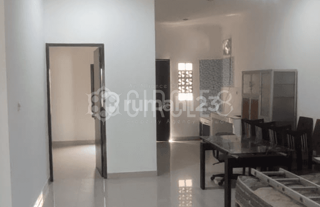 WOW! Comfortable Home Perfect for Families in Mekar Wangi