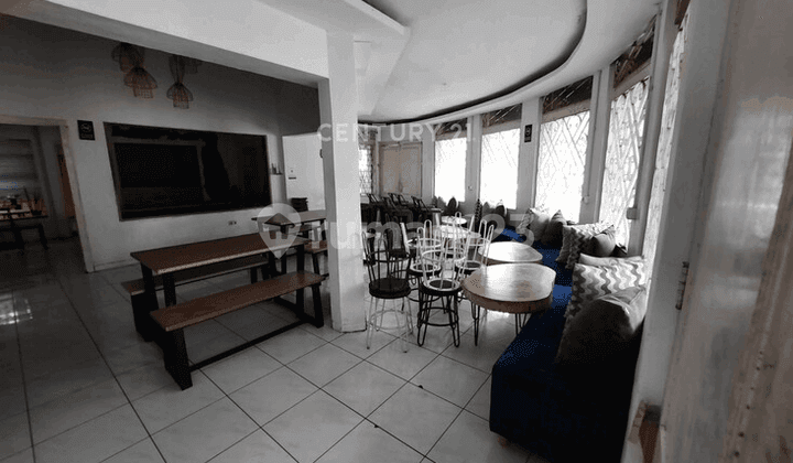 Rumah dan Ruang Usaha Strategis di Mainroad Riau Bandung Kota