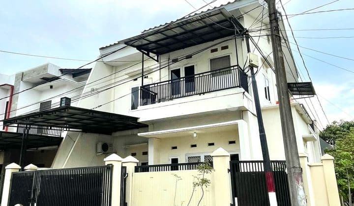 For Rent Semi Furnished House On Boulevard Hijau Harapan Indah, Bekasi City