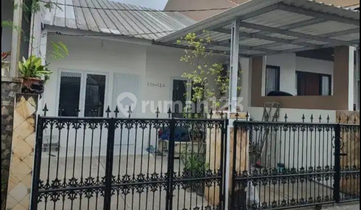 Disewakan Rumah di Duren Sawit Baru Jakarta Timur