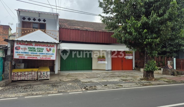 For Rent 2-Story Shop House in Taman Malaka, Duren Sawit, East Jakarta