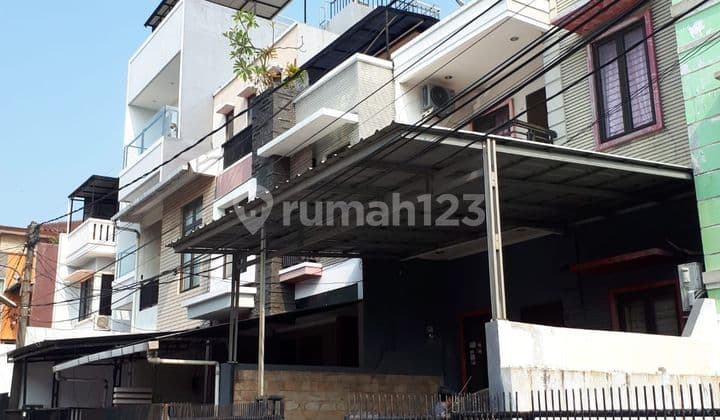 For Sale House in Kelapa Lilin Complex Kelapa Gading North Jakarta