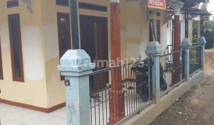 Rumah Siap Huni di Pinggir Jalan Daerah Batujajar