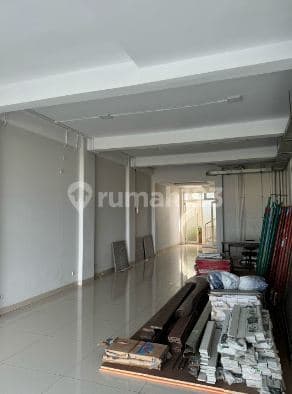 Ruko Disewakan Strategis 1 Lantai di Royal Residence BS – Lokasi Premium, Cocok untuk Usaha