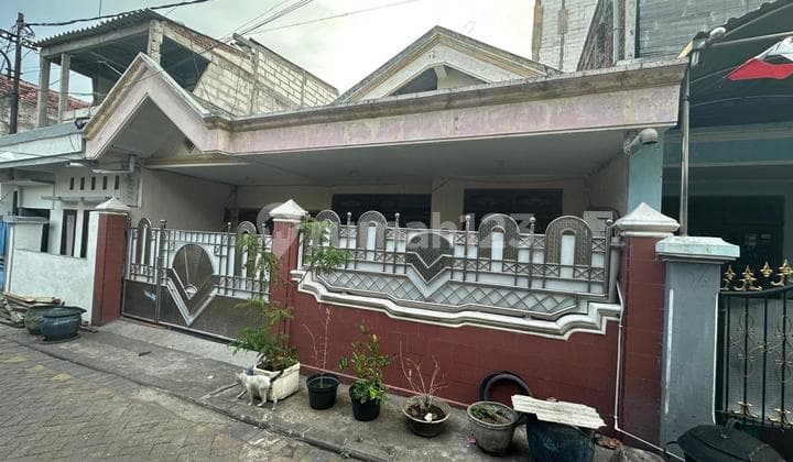 Murah.rumah Manukantandes Surabaya Near Pakuwon Mall