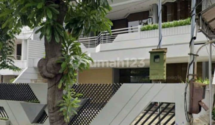 Rumah Strategis Embong Kenongo Sby Pusat