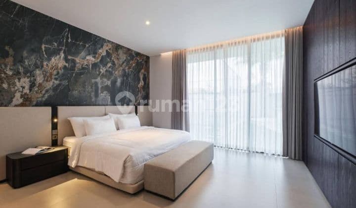 Rumah Mewah 2 Lantai Lokasi Sanur Dg Kolam Renang