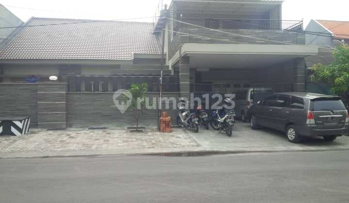 Rumah 2 Lantai Di Kutisari Hadap Timur 5 Kamar Tidur