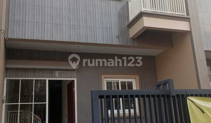 Rumah Baru Mulyosari 2 Lantai Dekat Its Unair Galaxy Mall