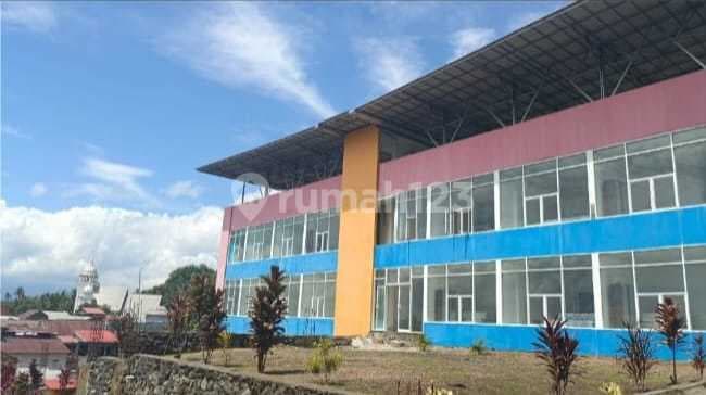 Gedung 20 Kamar Tampak Depan Taman Nasional Bunaken