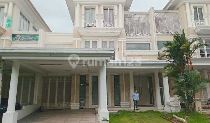 Rumah Mewah Pakuwon Indah Cluster Grand Embassy Via Lelang