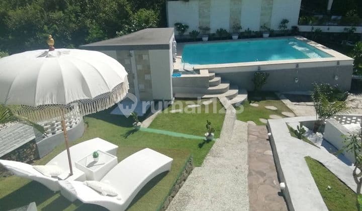 Villa Mewah Mandalika Lombok Full Furnished 5 Kamar