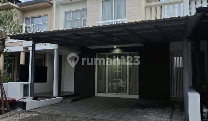 Jual Cepat Rumah 2 Lantai Siap Huni Bagus Royal Residence