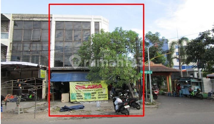 Auction on May 20: Shop House on Jl Bratang Jaya Baratajaya