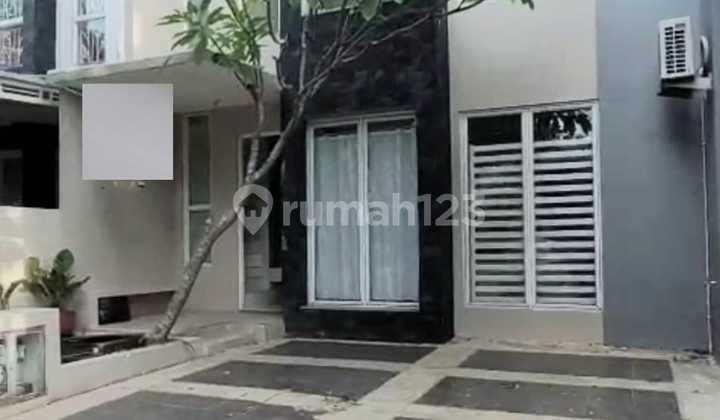 Ready-to-Live House in Graha Raya Bintaro Tangsel Cluster