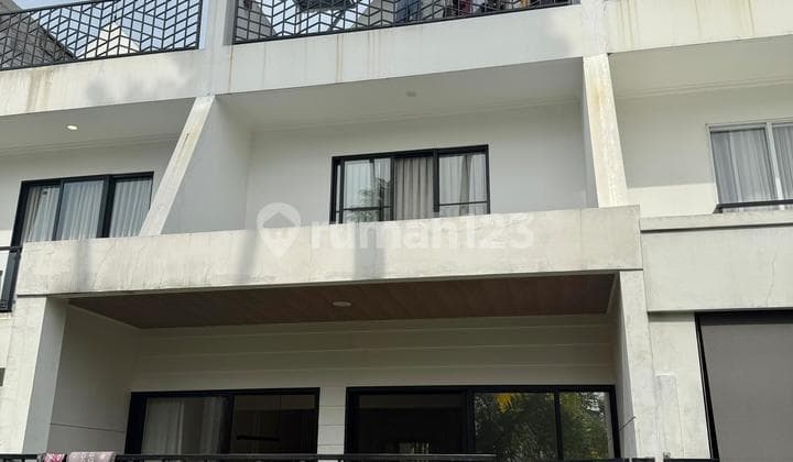 Rumah Siap Huni Dekat MRT di Graha Hijau Rivera Ciputat