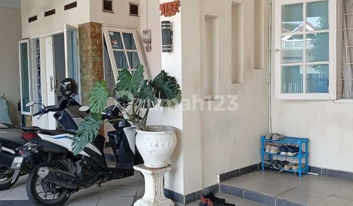 Rumah Siap Huni Dalam Komplek Mahkota Simprug Ciledug Tangerang