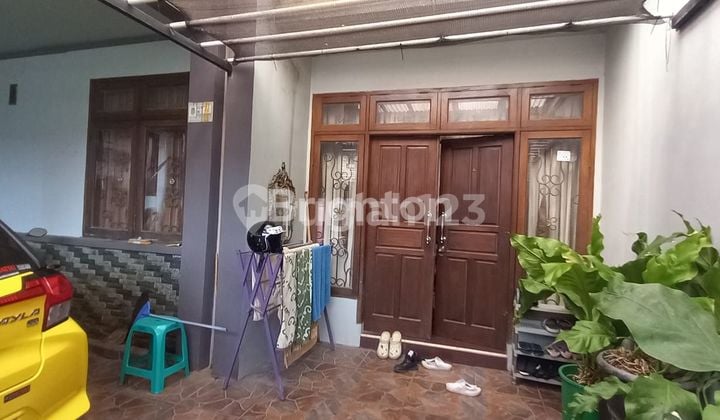 Grab It Fast! Rumah 2 Lantai Mewah di Jaka Mulya - Bekasi Selatan!Harga Cuma Rp1,2 Miliar - Nego Sampai Deal!