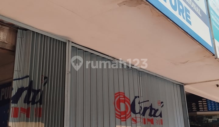 For Sale Luxury House in Gandawijaya Area – Area 379 m²
