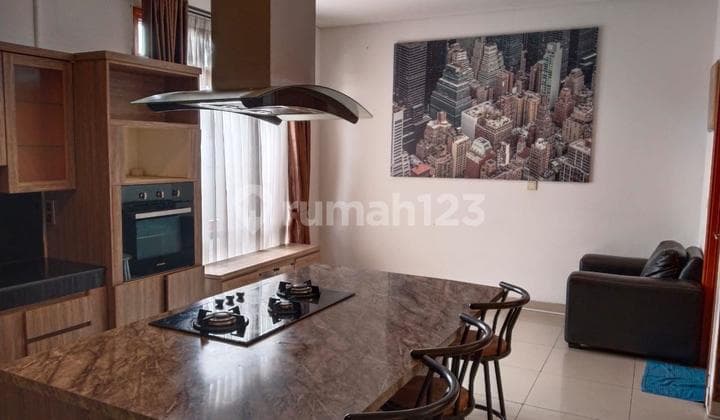 For Sale Rumah di Istana Pasteur Regency - 3 Lantai