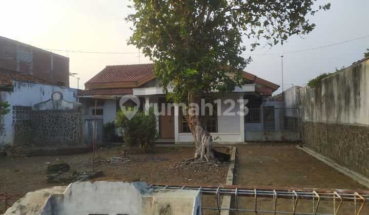 Dijual Rumah Di Pinggir Jalan Utama Dekat Rumah Sakit Margono Purwokerto Jawa Tengah.