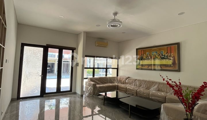 Rumah Mewah Posisi Hook Full Furnish dan Full Renov di Cluster Asera One South