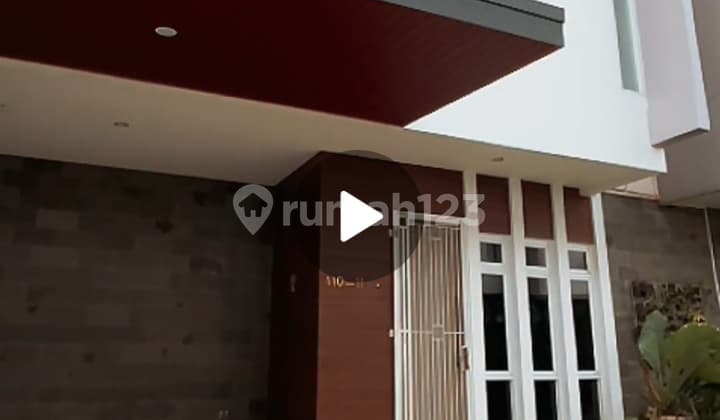 Rumah Cirendeu Jakarta Selatan