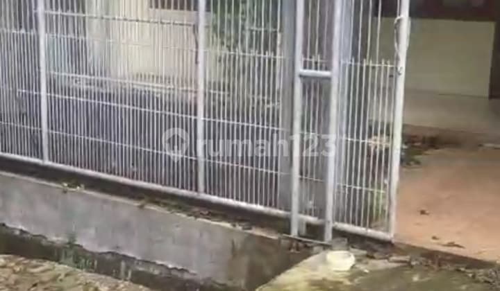 Kukusan Depok Rental House