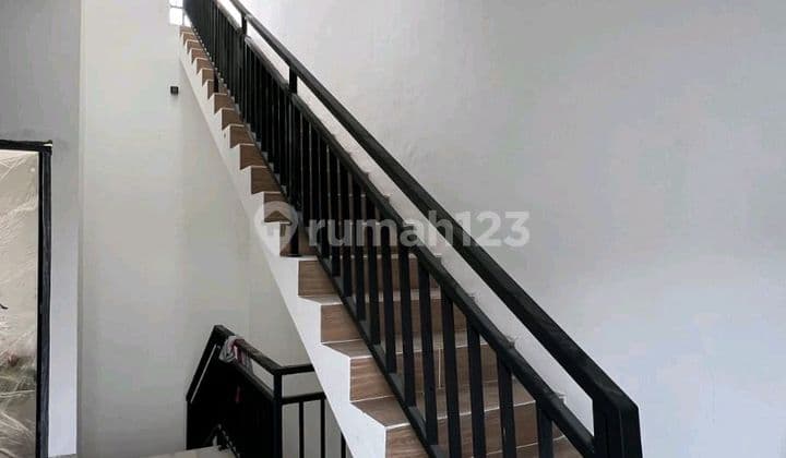 Dijual Rumah Baru Meruya Jakarta Barat