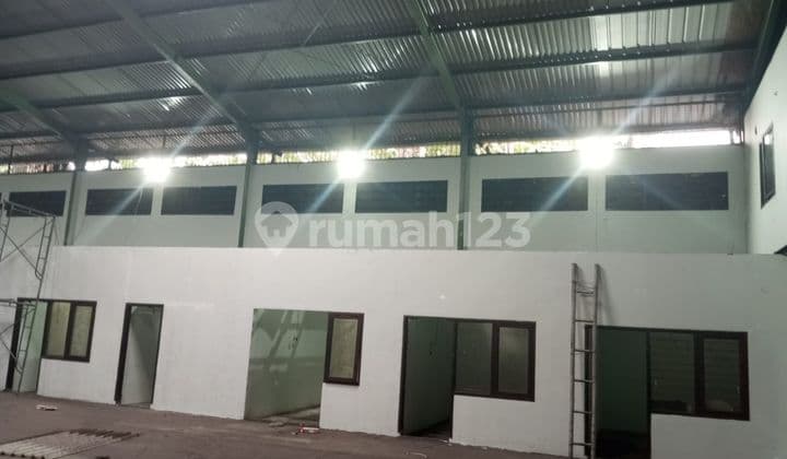 GUDANG LUAS DI KARAWACI SIAP PAKAI ADA 2 GUDANG EXTRA
