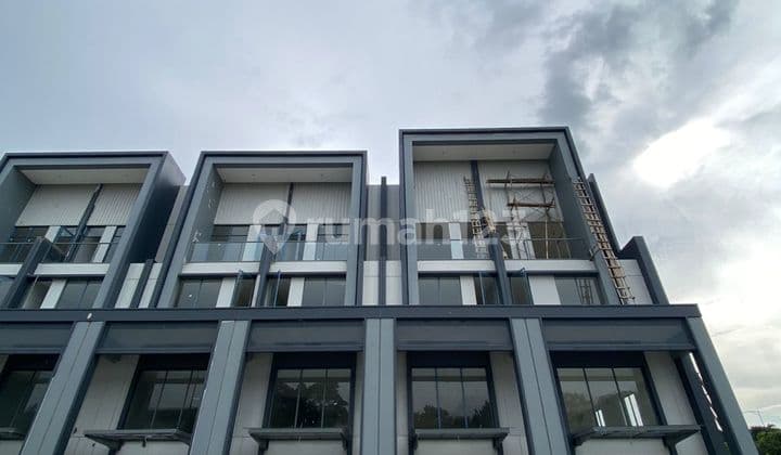 Dijual Ruko Hudson 3 Lantai Siap Huni Uk 6X18