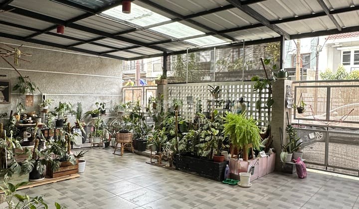 For Sale Semi-Furnished House in Sector 7A