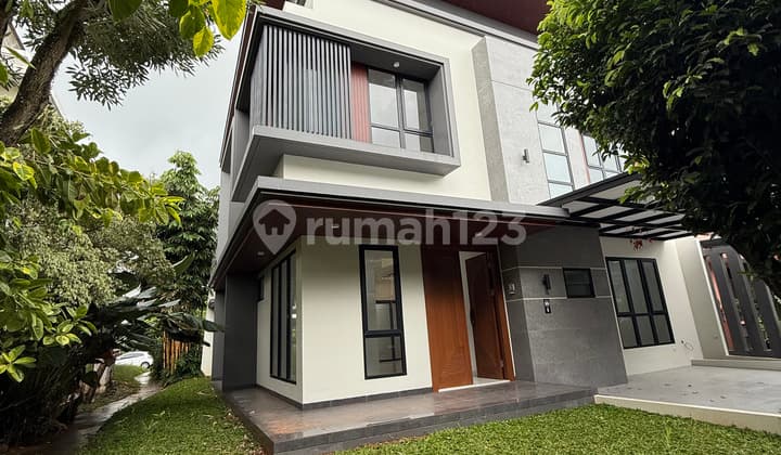 For Sale Beautiful House in Foresta, BSD City Brand New