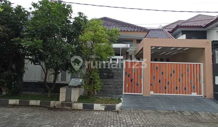 Jual Cepat Rumah Mewah Semi Furnish di Gayung Kebonsari Dekat Tol Cito Mall A. Yani Surabaya