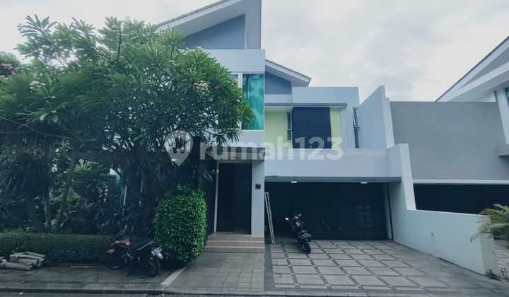 Disewakan Townhouse Mewah Siap Huni dan Bebas Banjir di Kemang