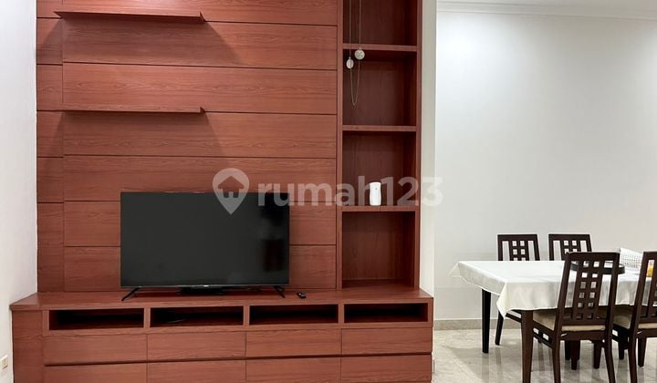 133. Apartemen Senayan Residence 3BR Semi Furnished
