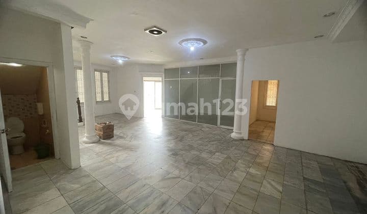 For Rent Rumah Modern Bagus di Cipete Jakarta Selatan