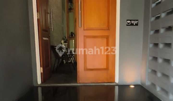 Rumah Sewa Townhouse Exclusive Full Furnished