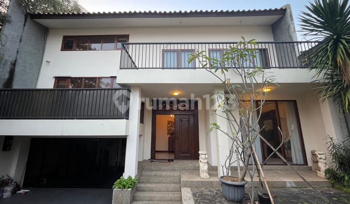 For Rent Split Level Concept House in Kemang