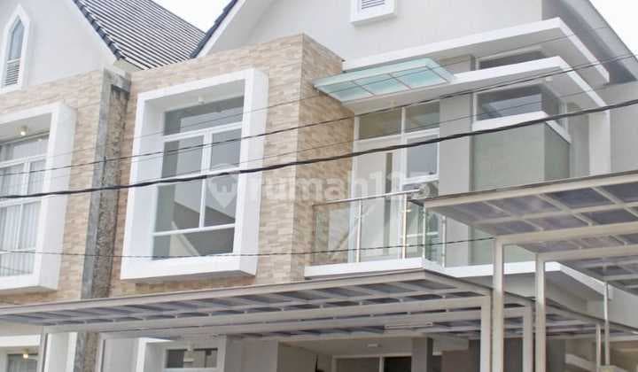 Jual Rumah Desain Cantik Selangkah Dari Alun-alun Kota Cimahi Harga Bersahabat