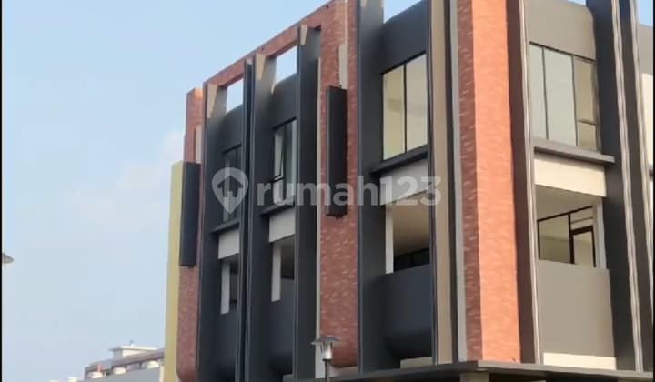 Jual Ruko 3 Lantai Strategis Siap Pakai Di Summarecon Gedebage Kota Bandung