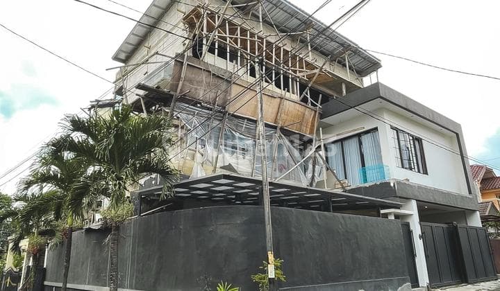 Jual Rumah Mewah Harga Di Bawah Pasaran Di Lokasi Premium Nusa Hijau Dekat Alun Alun Kota Cimahi