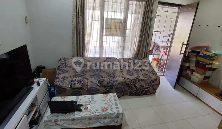 Semi-Furnished House Ready to Occupy in Viola Cluster, Graha Raya Area